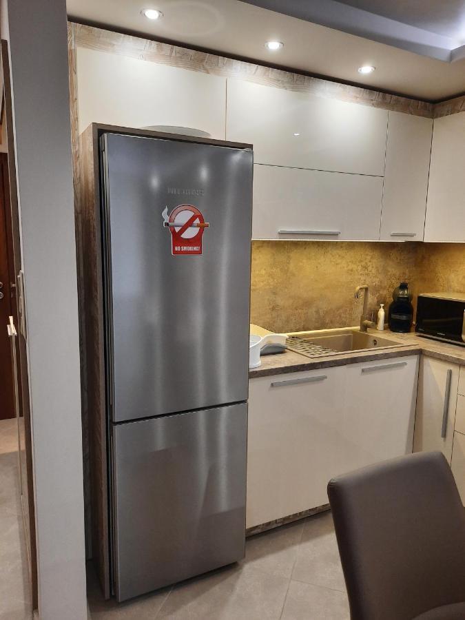 луксозен в комплекс маунтин лейк: смолянски езера Apartment